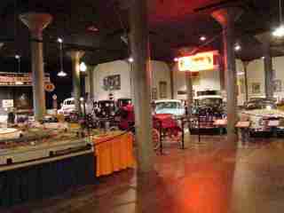 Wis-Auto-Museum3t.jpg - 6938 Bytes