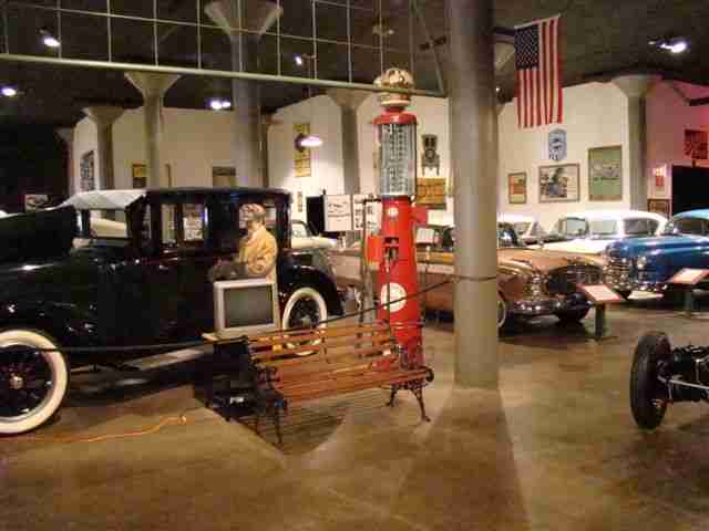 Wis_Auto_Museum6.jpg - 20486 Bytes