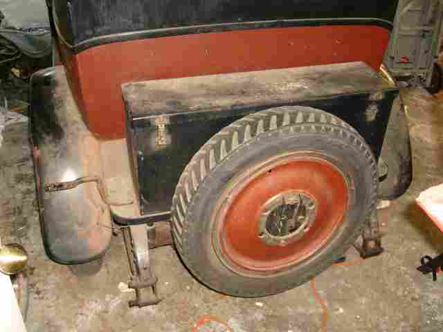 23_9666c.jpg - 46739 Bytes