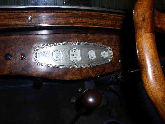 28_8693f.jpg - 30252 Bytes