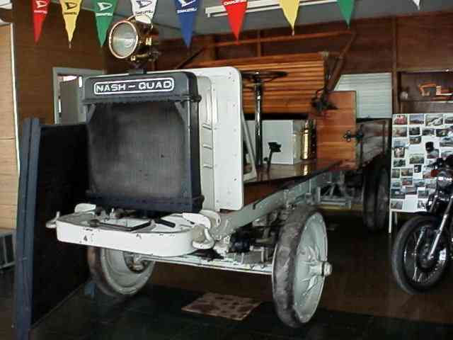 nashqud2.jpg - 34302 Bytes