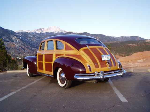 4764_6105a.jpg - 26614 Bytes