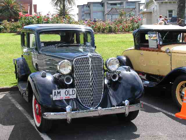 34_1220-9455-brough2.jpg - 37034 Bytes