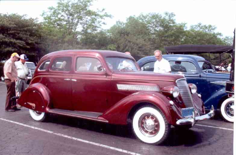 35_3520.jpg - 41918 Bytes