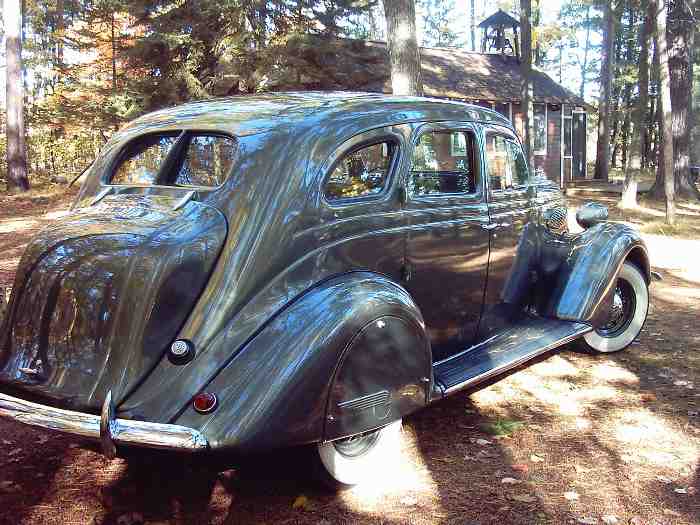 36_3680-8665-grutza2.jpg - 51451 Bytes