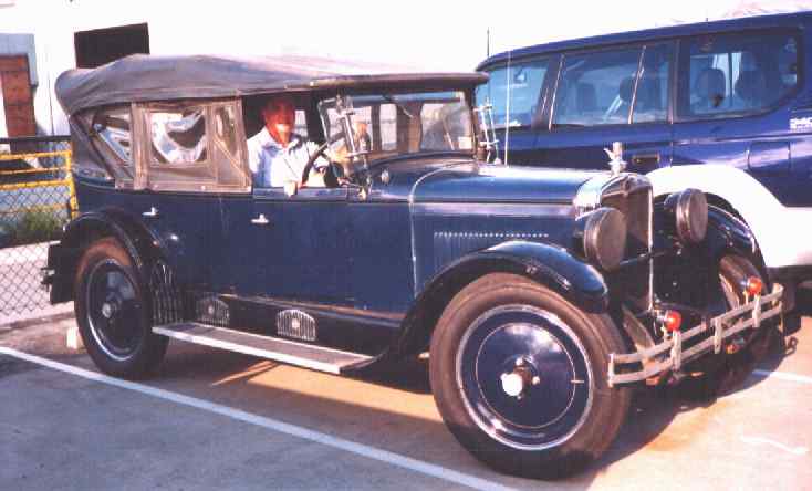 26_221-8000.jpg - 37114 Bytes