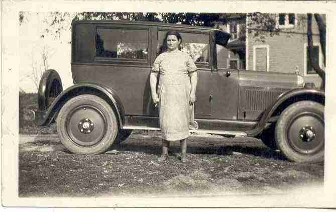 24_coach2.jpg - 24130 Bytes