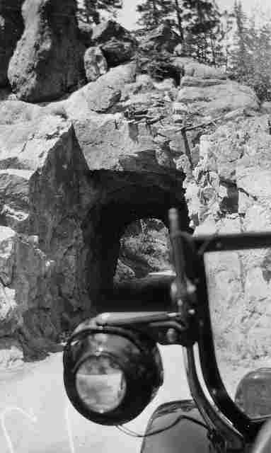 dads-roadster6.jpg - 17631 Bytes