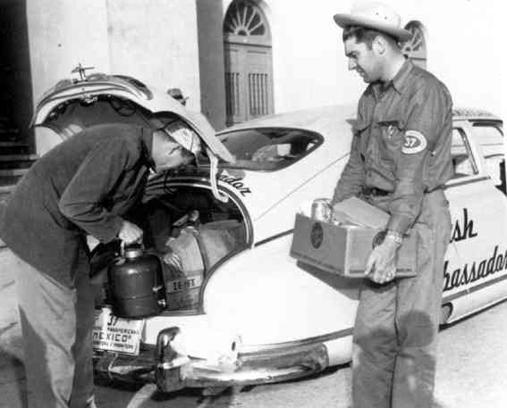 pan-am2.jpg - 29999 Bytes