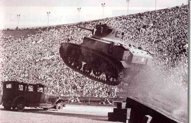 tankjump.jpg - 50409 Bytes
